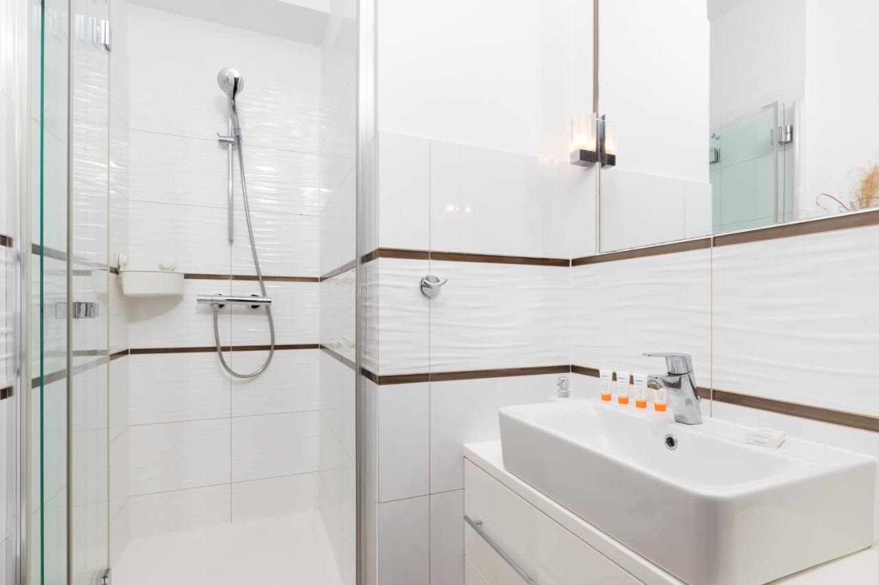 Appartamento Family Apartament Mysliwska By Renters Danzica Esterno foto