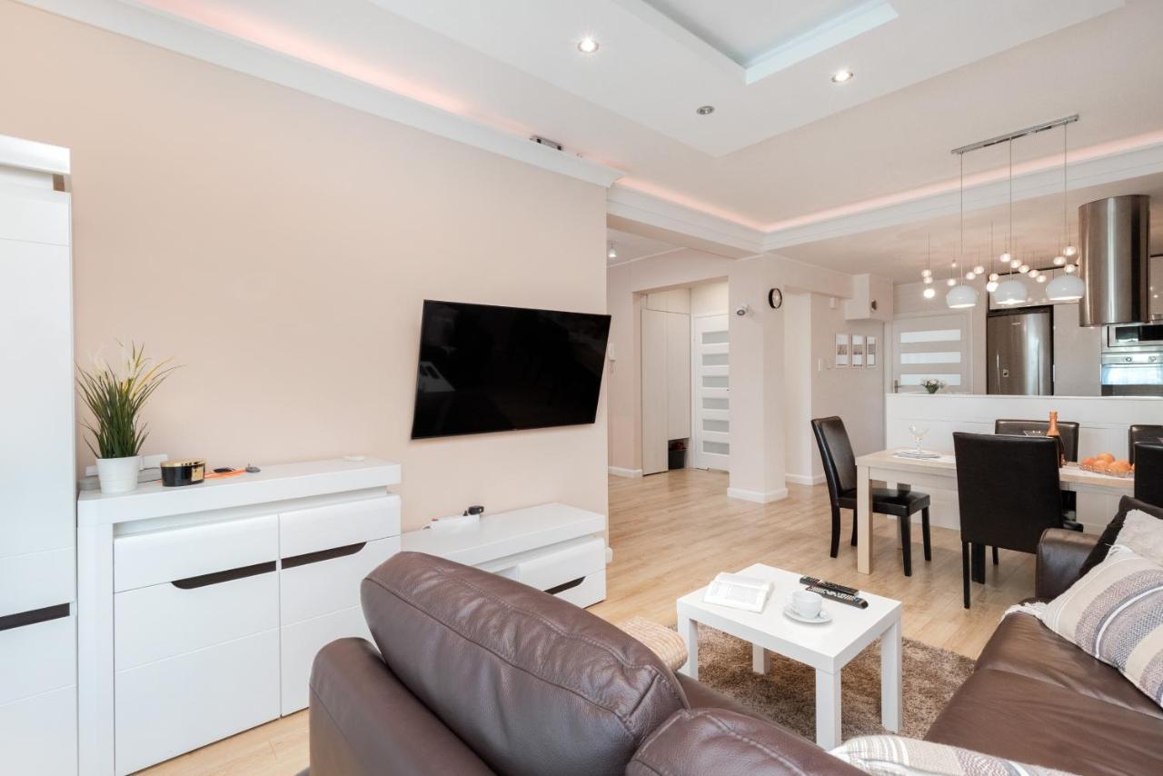 Appartamento Family Apartament Mysliwska By Renters Danzica Esterno foto