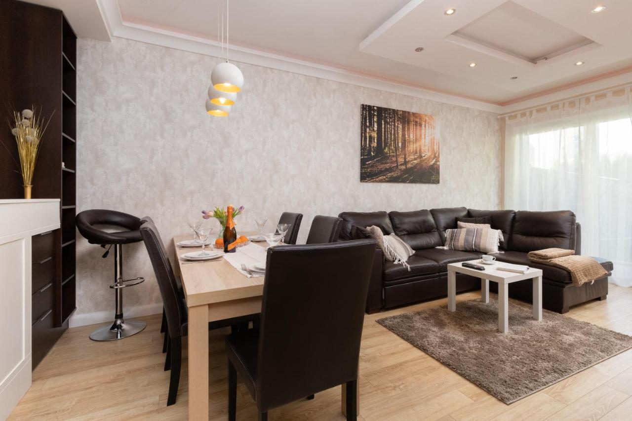 Appartamento Family Apartament Mysliwska By Renters Danzica Esterno foto