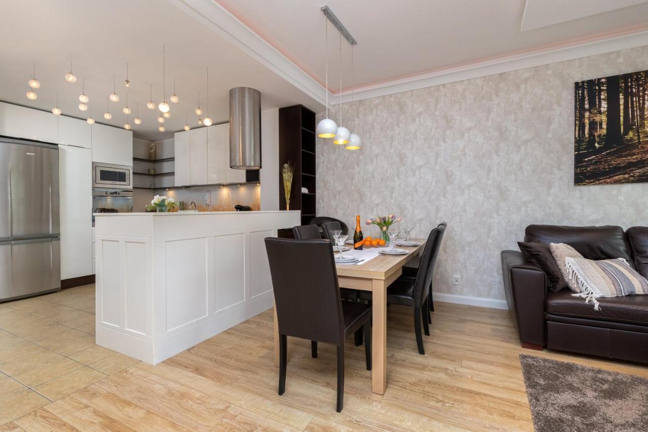 Appartamento Family Apartament Mysliwska By Renters Danzica Esterno foto