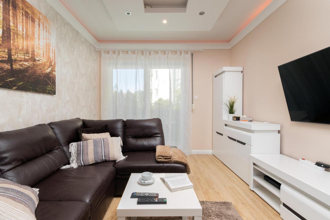 Appartamento Family Apartament Mysliwska By Renters Danzica Esterno foto